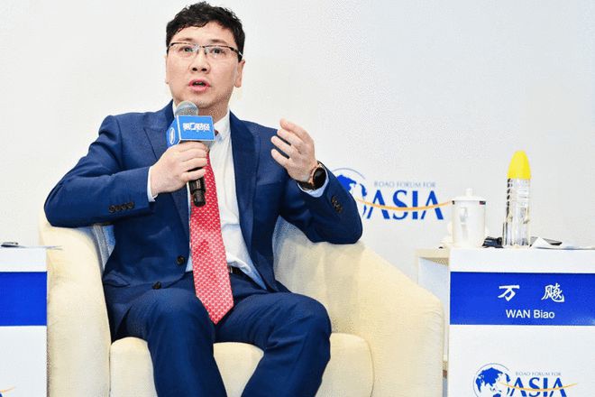 耀世娱乐主管：荣耀智能终端工厂手机生产自动化率达 75%，每条生产线每 28.5 秒下线一部高端机